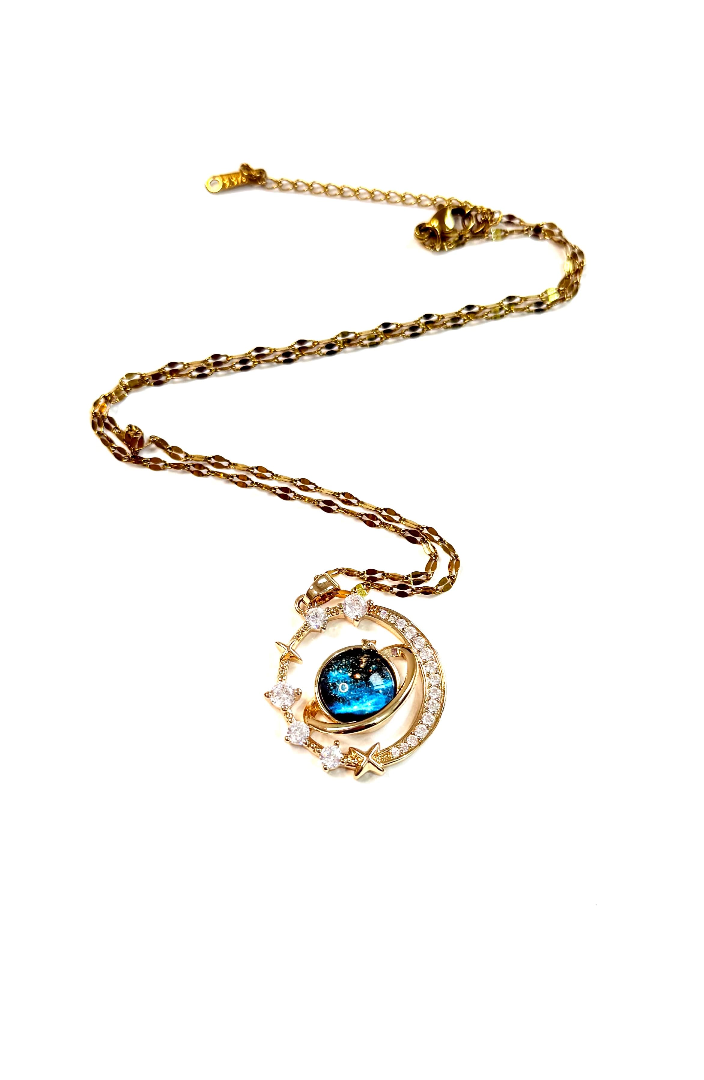 Collar Saturno Dorado 4