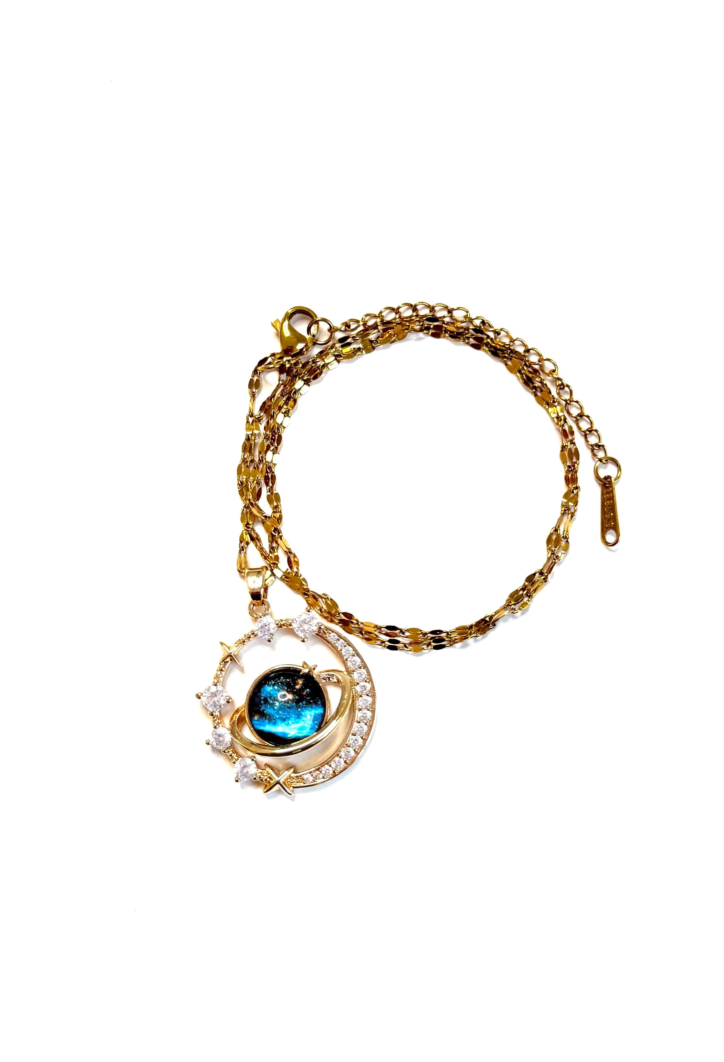 Collar Saturno Dorado 5