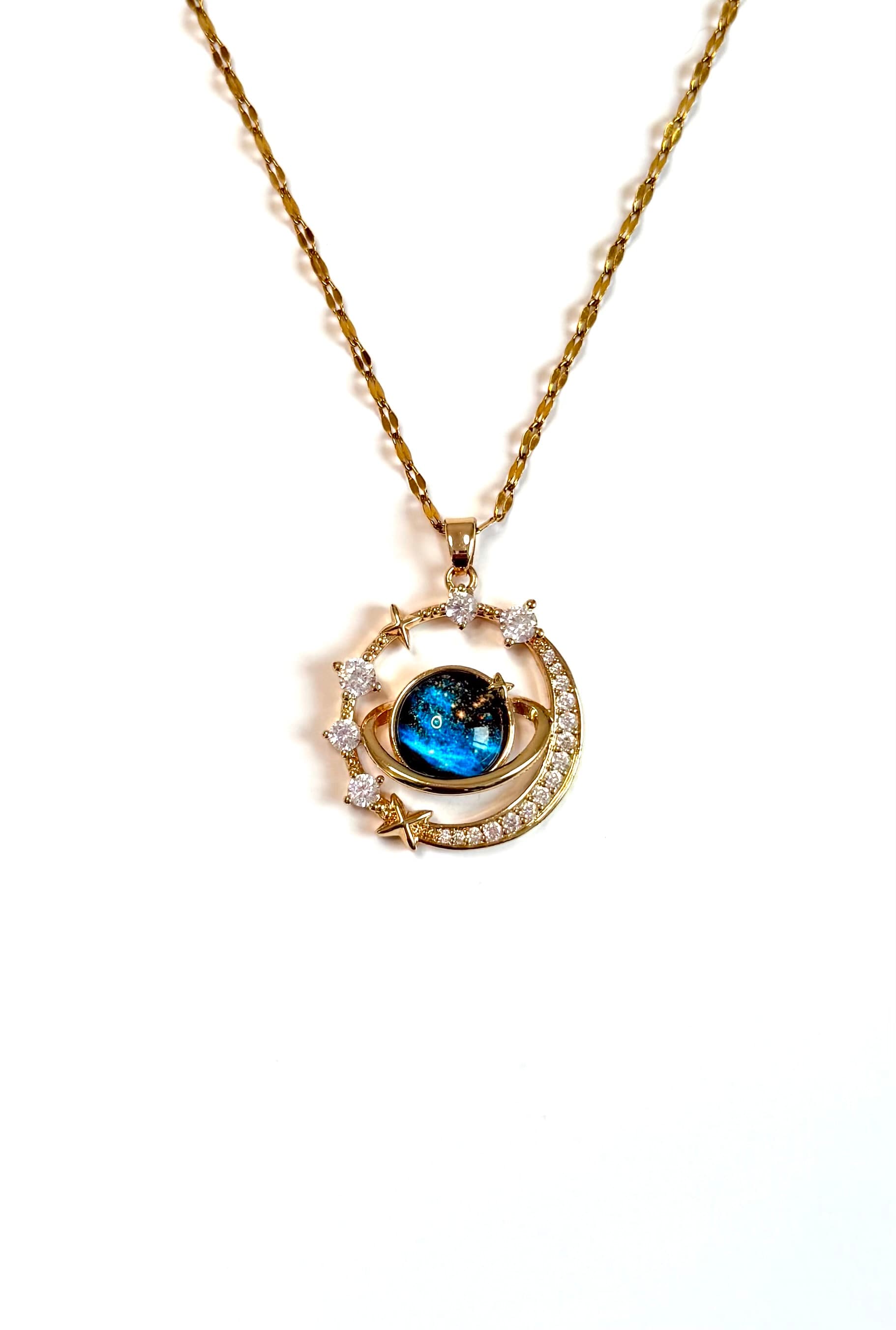 Collar Saturno Dorado
